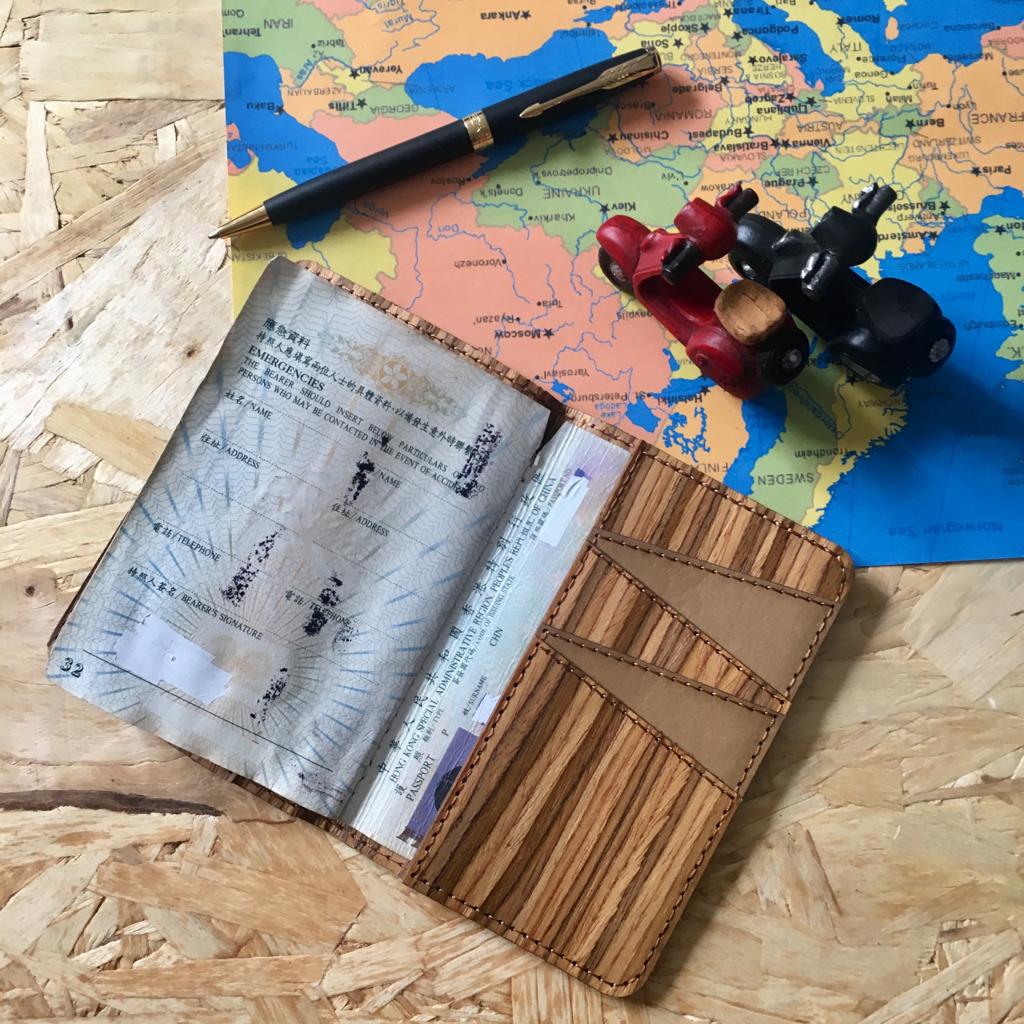 PASSPORT HOLDER (KHAKI)