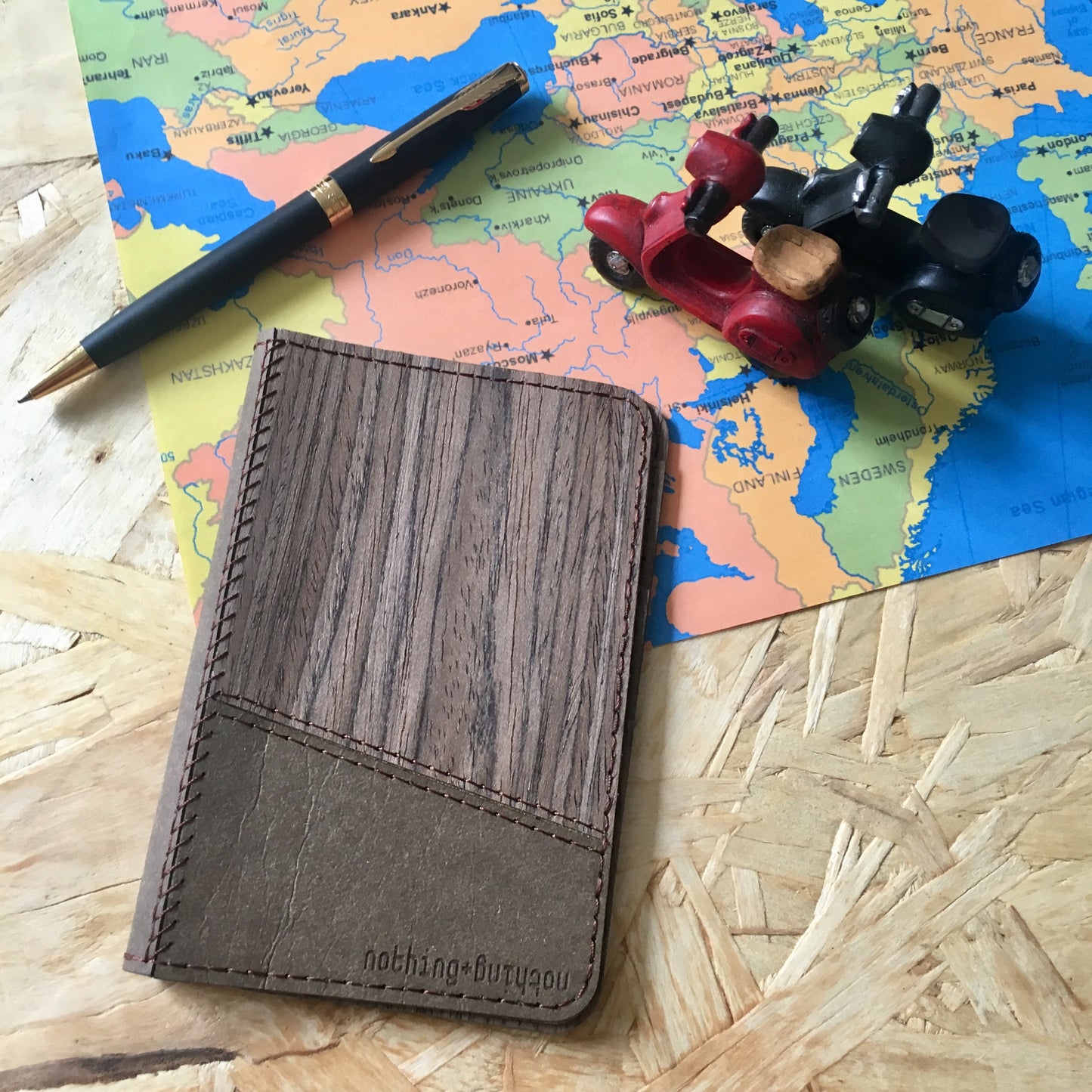 PASSPORT HOLDER (BROWN MIX)