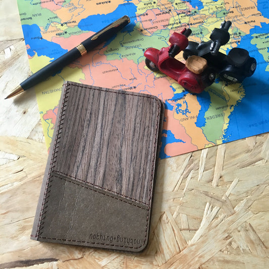 PASSPORT HOLDER (BROWN MIX)