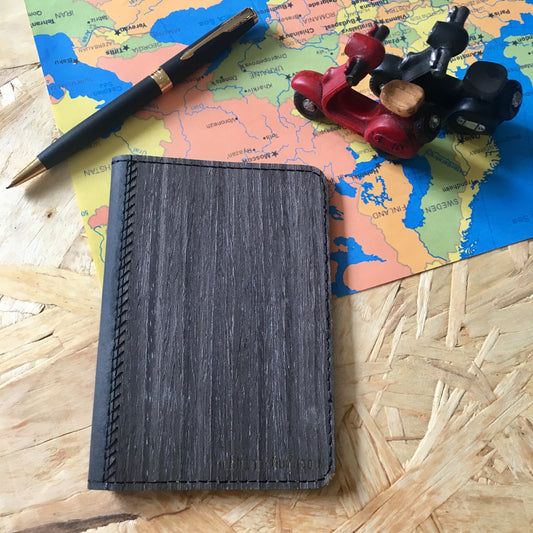 PASSPORT HOLDER (BLACK)